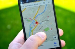 How to Send Your Location to Friend on an Android Phone